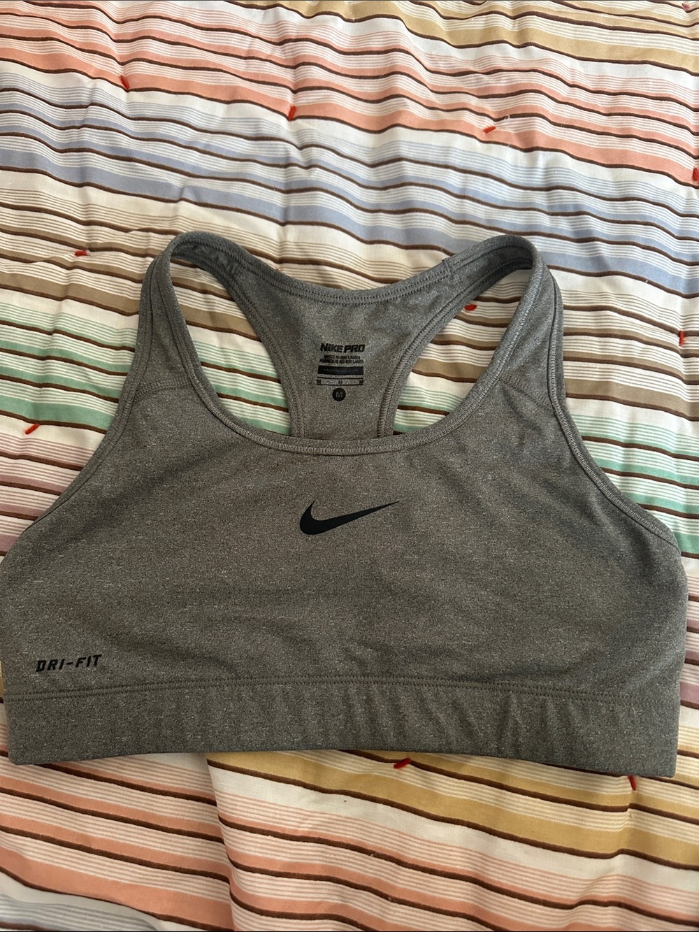 Nike Pro